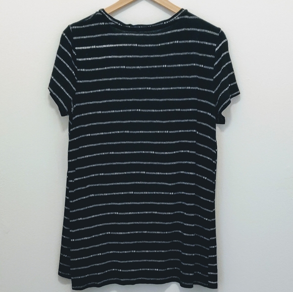 Petal-Front Nursing Top - Picture 5 of 6